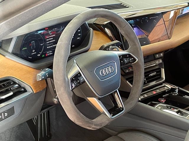 2023 Audi e-tron GT Premium Plus quattro - 22961424 - 11
