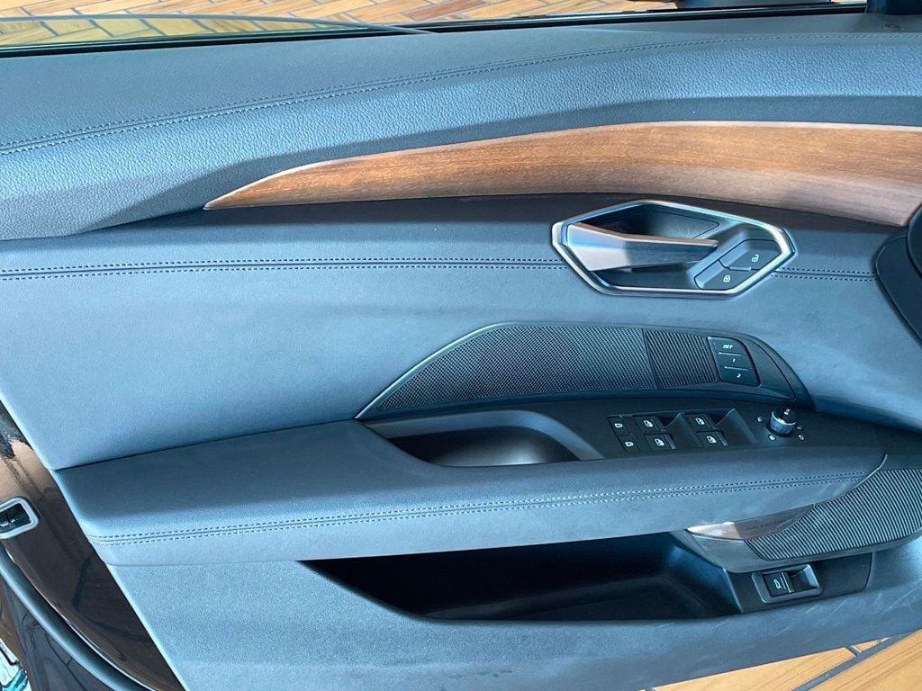 2023 Audi e-tron GT Premium Plus quattro - 22961424 - 12