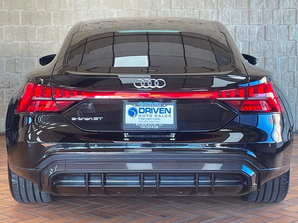 2023 Audi e-tron GT Premium Plus quattro - 22961424 - 7