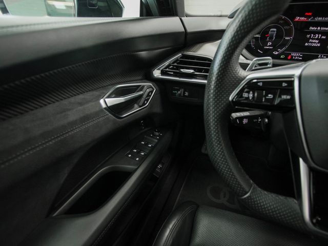 2023 Audi e-tron GT Premium Plus quattro - 23057742 - 24