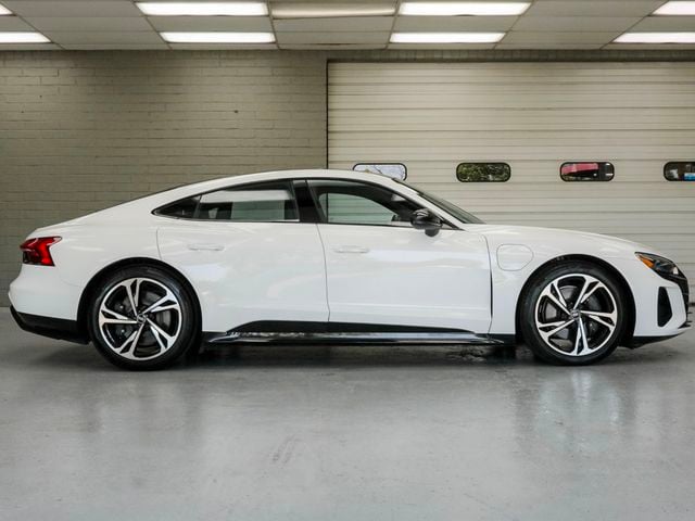 2023 Audi e-tron GT Premium Plus quattro - 23057742 - 2