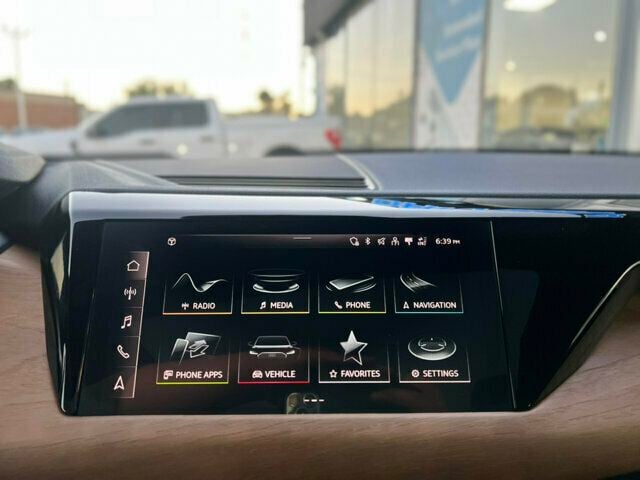 2023 Audi e-tron GT Premium Plus quattro - 23079023 - 23