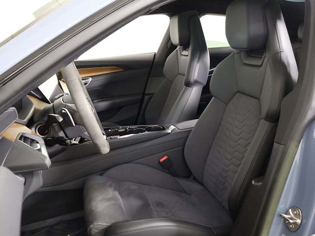 2023 Audi e-tron GT Premium Plus quattro - 23022269 - 29