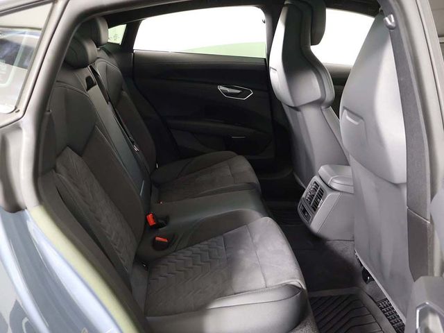 2023 Audi e-tron GT Premium Plus quattro - 23022269 - 36