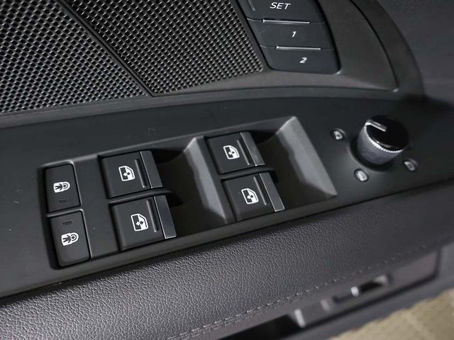 2023 Audi e-tron GT Premium Plus quattro - 23022269 - 39