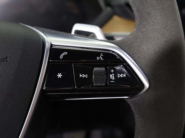 2023 Audi e-tron GT Premium Plus quattro - 23022269 - 44