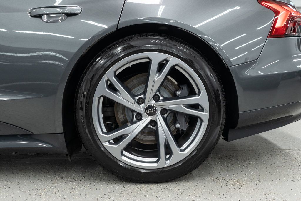 2023 Audi e-tron GT Premium Plus photo 32