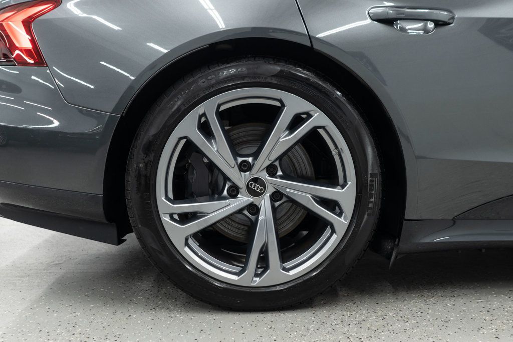 2023 Audi e-tron GT Premium Plus photo 33