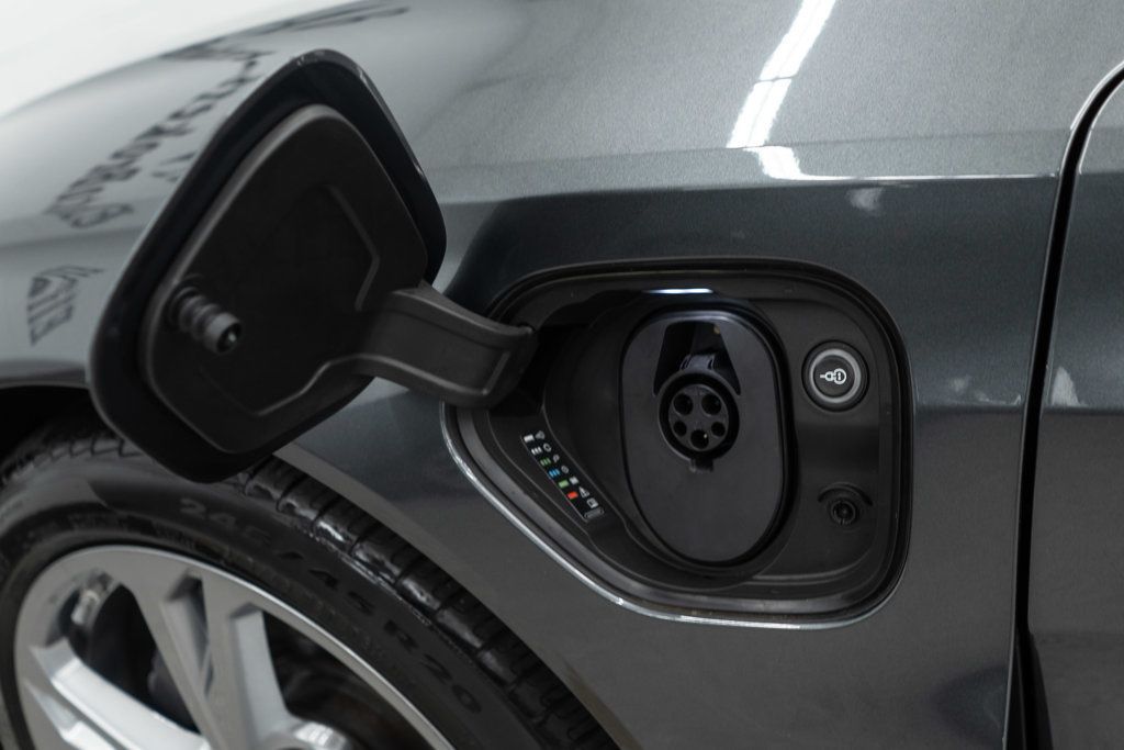 2023 Audi e-tron GT Premium Plus photo 43