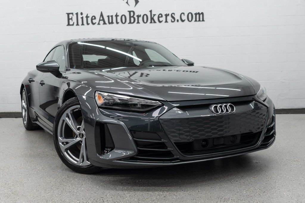 2023 Audi e-tron GT Premium Plus photo 7