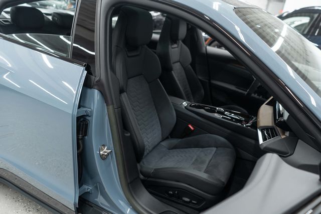 2023 Audi e-tron GT Premium Plus quattro - 22932610 - 11
