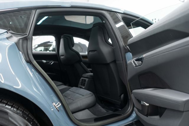 2023 Audi e-tron GT Premium Plus quattro - 22932610 - 12
