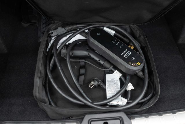 2023 Audi e-tron GT Premium Plus quattro - 22932610 - 32