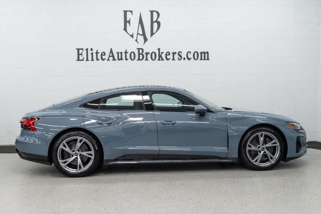 2023 Audi e-tron GT Premium Plus quattro - 22932610 - 4