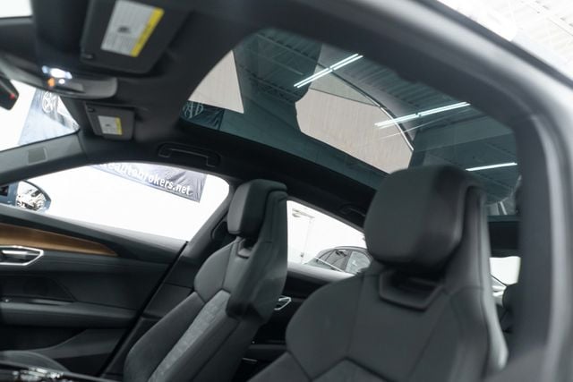 2023 Audi e-tron GT Premium Plus quattro - 22932610 - 8