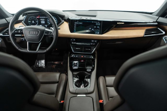 2023 Audi e-tron GT Premium Plus quattro - 22955100 - 9