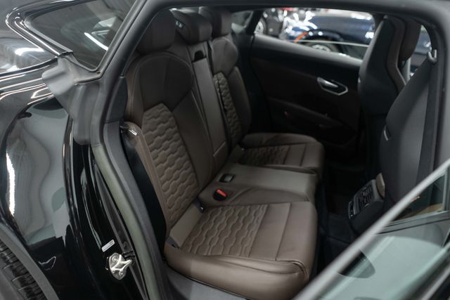 2023 Audi e-tron GT Premium Plus quattro - 22955100 - 11