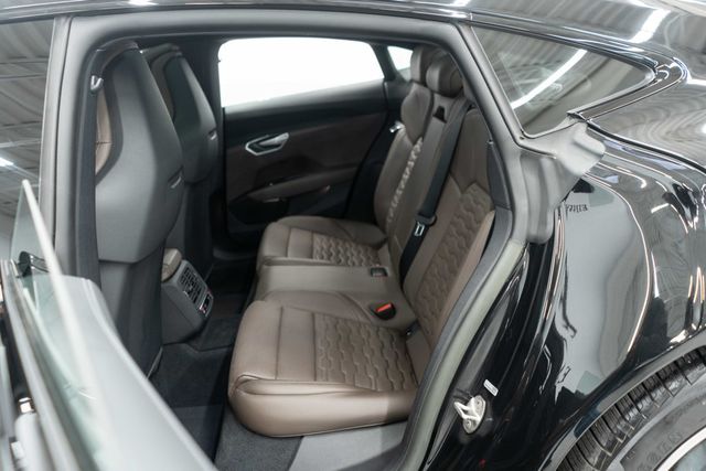 2023 Audi e-tron GT Premium Plus quattro - 22955100 - 14