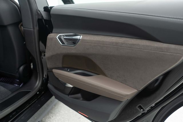 2023 Audi e-tron GT Premium Plus quattro - 22955100 - 32