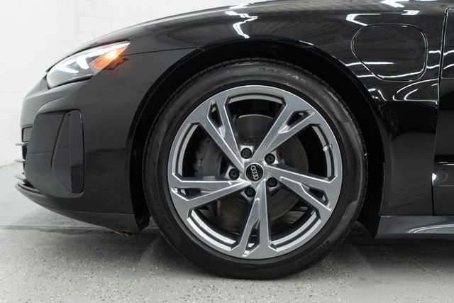 2023 Audi e-tron GT Premium Plus quattro - 22955100 - 38
