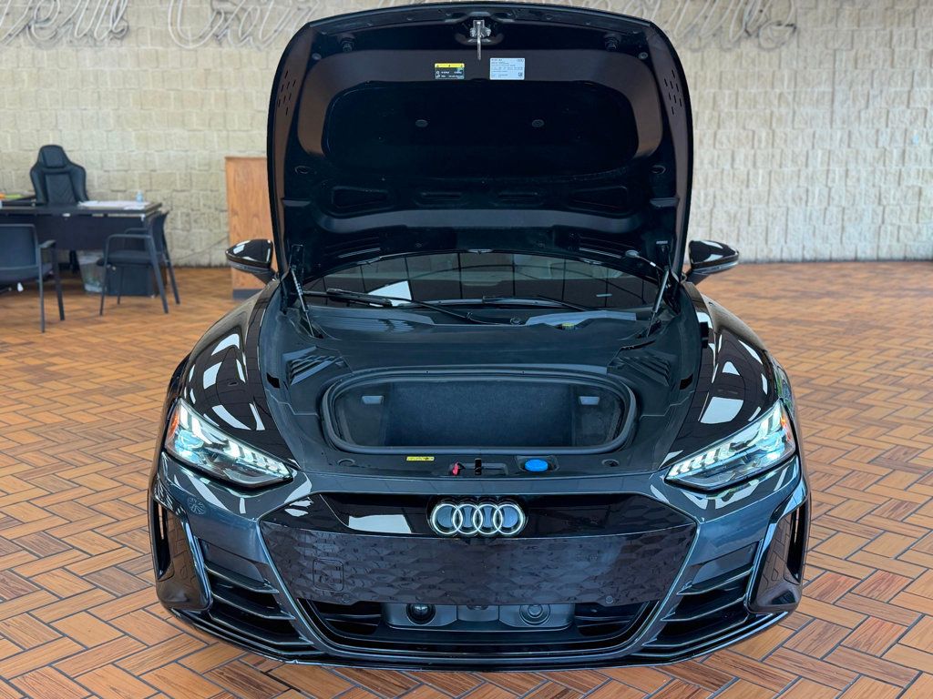 2023 Audi e-tron GT Prestige quattro - 23018431 - 19