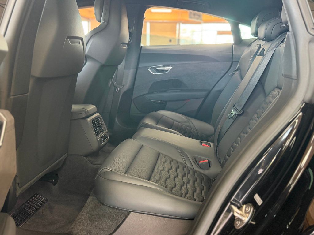 2023 Audi e-tron GT Prestige quattro - 23018431 - 23