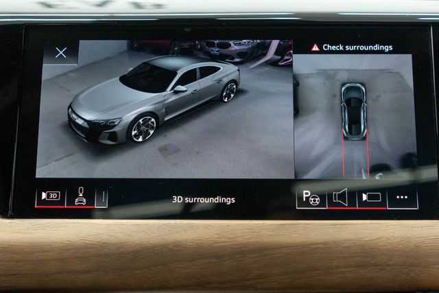 2023 Audi e-tron GT Prestige quattro - 22974917 - 28