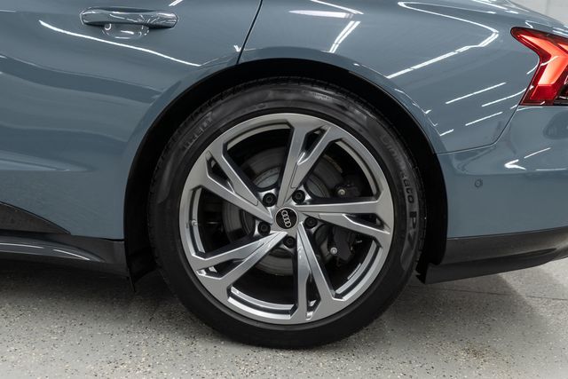 2023 Audi e-tron GT Prestige quattro - 22974917 - 43