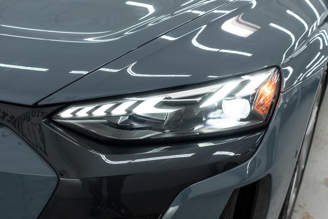 2023 Audi e-tron GT Prestige quattro - 22974917 - 49