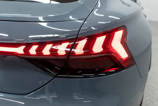 2023 Audi e-tron GT Prestige quattro - 22974917 - 51