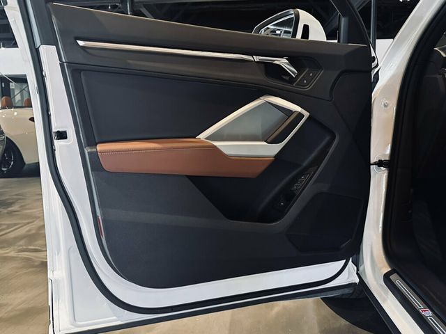 2023 Audi Q3 MSRP$43,495/Premium/ConviencePkg/BlackOpticsPkg/NAV - 23056596 - 9