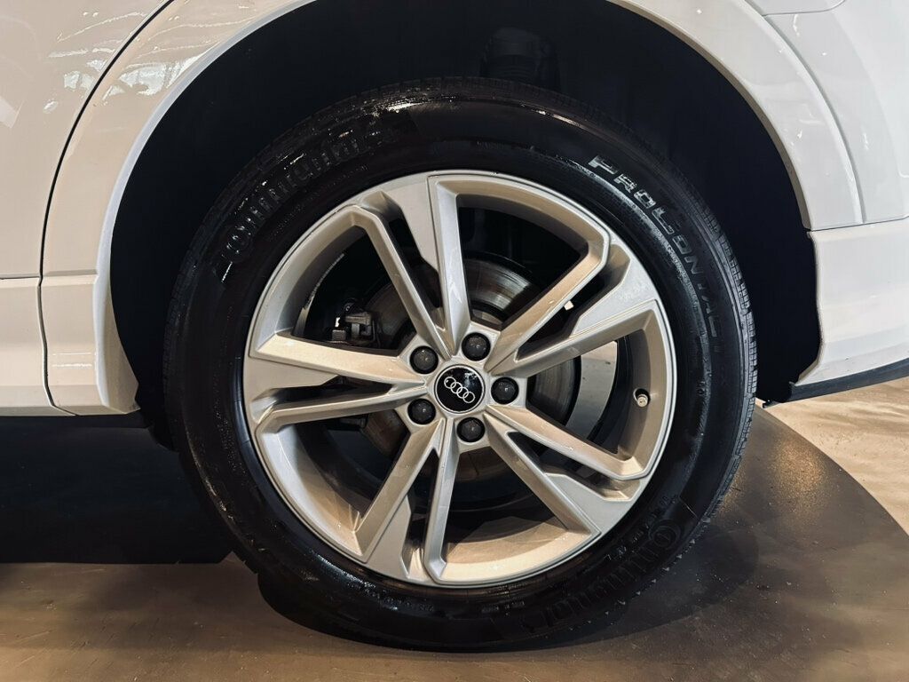 2023 Audi Q3 MSRP$43,495/Premium/ConviencePkg/BlackOpticsPkg/NAV - 23056596 - 28