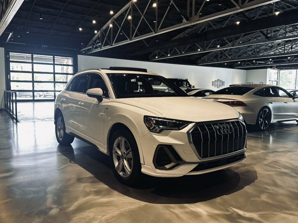 2023 Audi Q3 MSRP$43,495/Premium/ConviencePkg/BlackOpticsPkg/NAV - 23056596 - 6