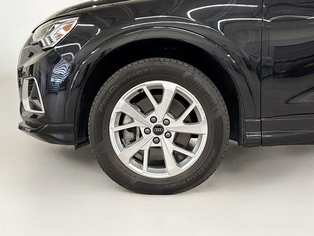 2023 Audi Q3 Premium 40 TFSI quattro - 23051809 - 22