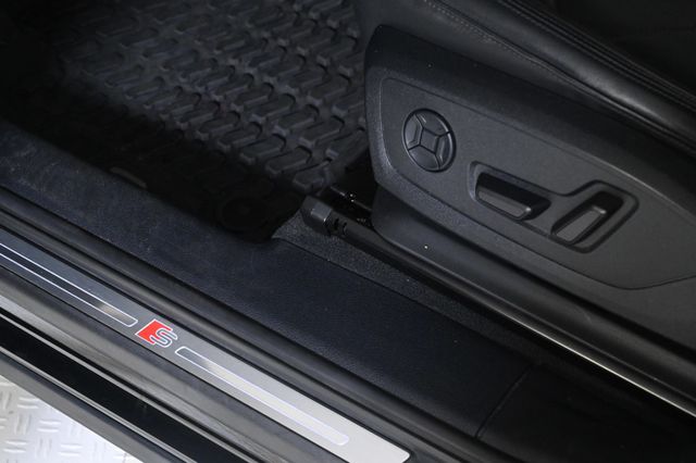 2023 Audi Q3 Premium Plus - 22995813 - 19