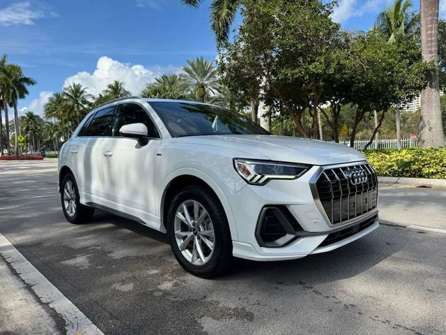 2023 Audi Q3 S line Premium 45 TFSI quattro - 22962281 - 1