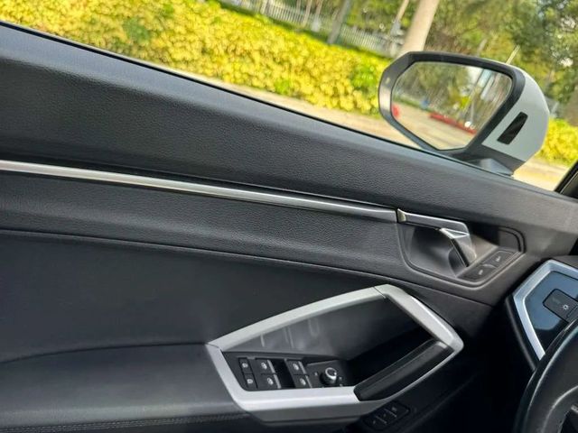 2023 Audi Q3 S line Premium 45 TFSI quattro - 22962281 - 33