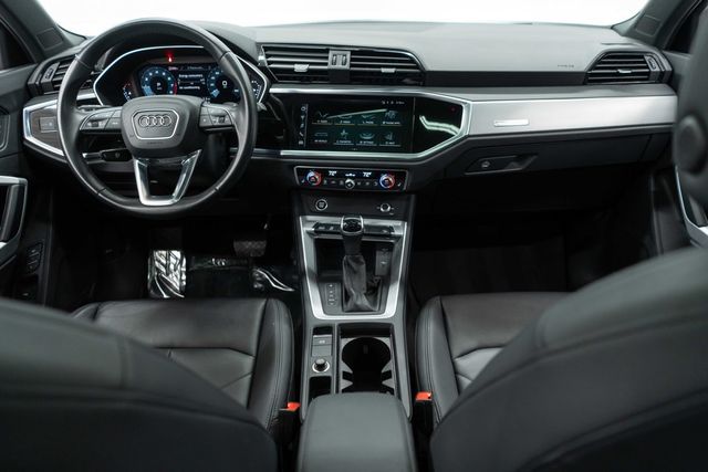 2023 Audi Q3 S line Premium 45 TFSI quattro - 22961192 - 9