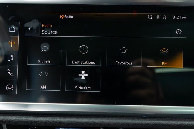 2023 Audi Q3 S line Premium 45 TFSI quattro - 22961192 - 23