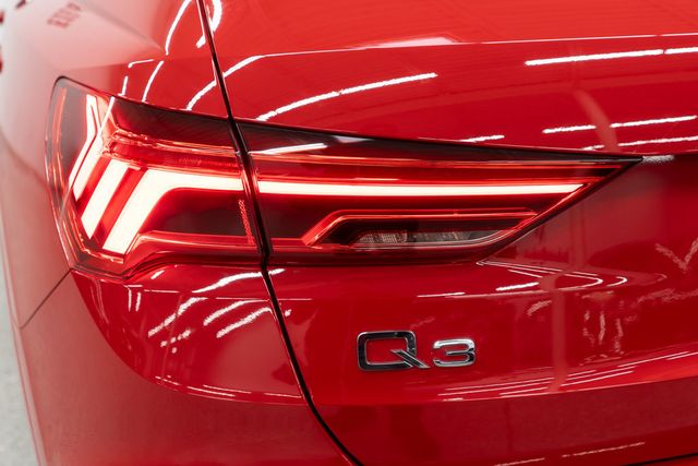 2023 Audi Q3 S line Premium 45 TFSI quattro - 22961192 - 40
