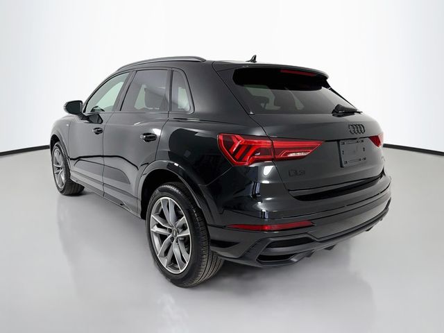 2023 Audi Q3 S line Premium 45 TFSI quattro - 23072432 - 4
