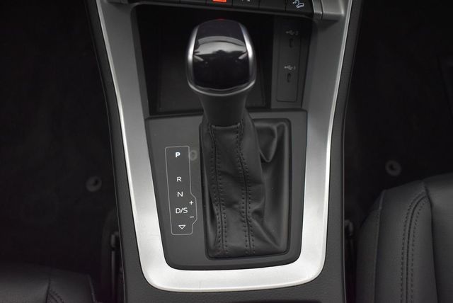 2023 Audi Q3 S line Premium 45 TFSI quattro - 22921685 - 29