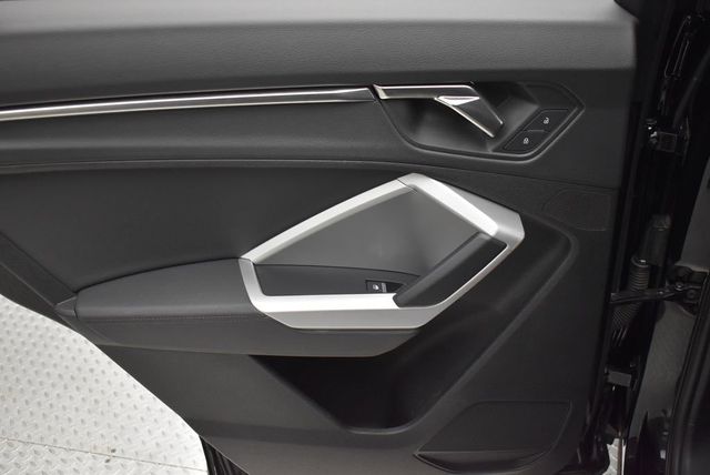 2023 Audi Q3 S line Premium 45 TFSI quattro - 22921685 - 33