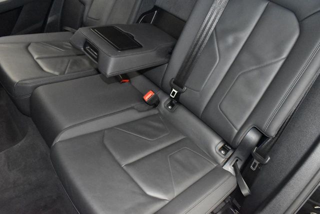 2023 Audi Q3 S line Premium 45 TFSI quattro - 22921685 - 35