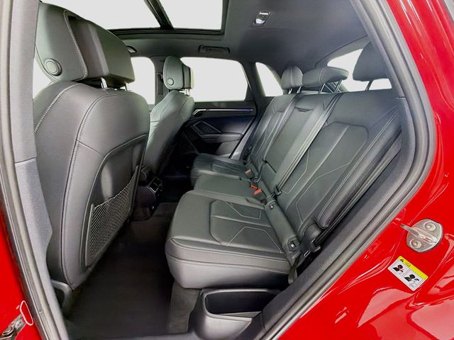 2023 Audi Q3 S line Premium Plus 45 TFSI quattro - 23023573 - 24