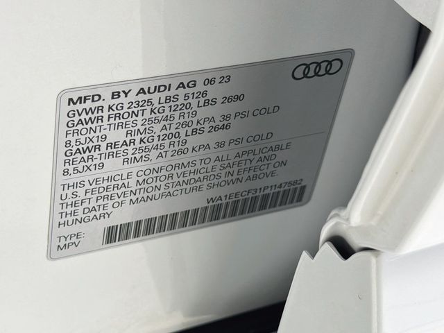 2023 Audi Q3 S line Premium Plus 45 TFSI quattro - 23070836 - 30