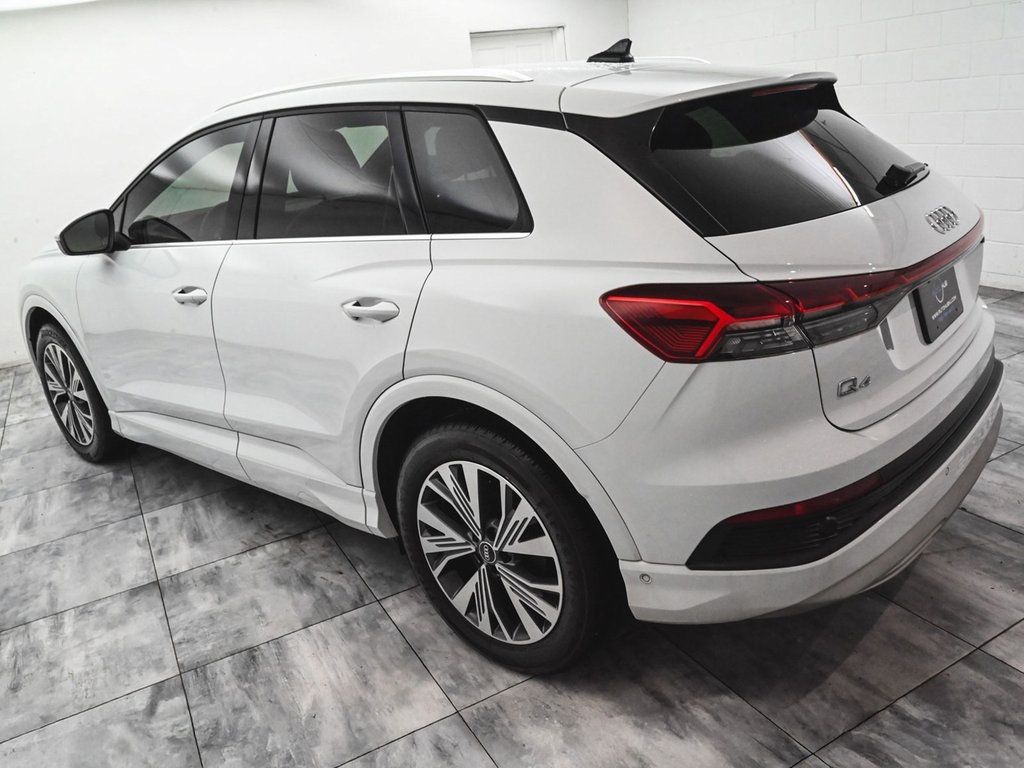 2023 Audi Q4 40 E-tron Premium Plus photo 4