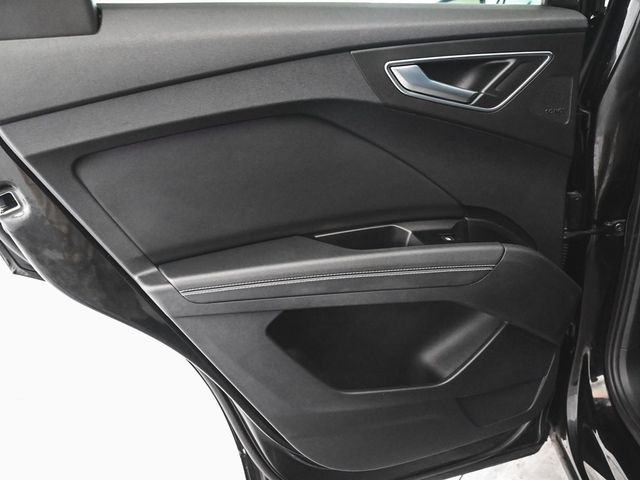 2023 Audi Q4 e-tron Premium Plus - 22975435 - 11