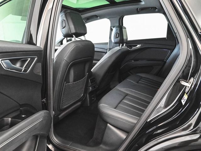 2023 Audi Q4 e-tron Premium Plus - 22975435 - 31