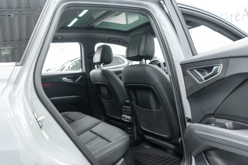 Audi Q4 photo 13